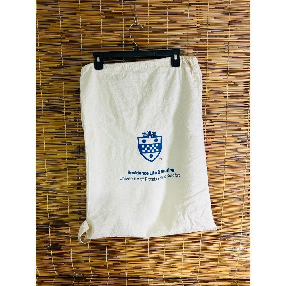 University of Pittsburgh at Bradford Residence Life & Housing Laundry Bag